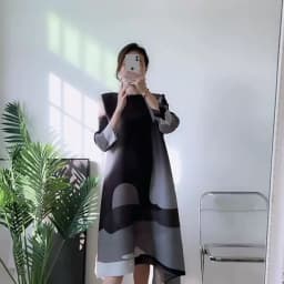LANMREM Irregular Printing Pleated Dress Women's Round Neck Loose Contrast Color Dresses Female 2025 Spring Summer Tide 2R1504