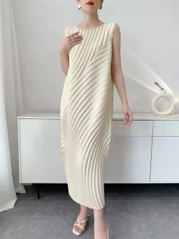 LANMREM Handmade Pleated Women's Sleeveless Summer Dress Wave Pattern Irregular Loose O-neck Mid-Length Pleated Dresses 2DB4814