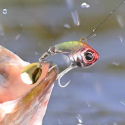 Fishing Lures VIB Tail Spinners Bait For Saltwater Bass Lures Fishing Spinner Blade Fishing Jig Crankbait With Hooks 5PCS/Set