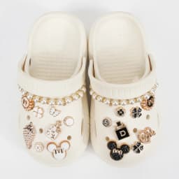 18-Piece Golden Bear & Bunny Shoe Charms – Detachable Bling Flower Clips for Women’s DIY Shoes & Party Decoration