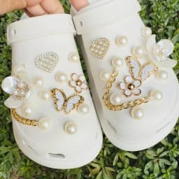 24PCS Summer Fashion Shoe Charms Set Accessories for Clogs Shoe Buckle Butterfly Pearl Flower Chain DIY Shoes Decorations