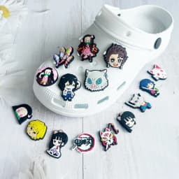 1-28pcs Demon Slayer Shoe Charms Cartoon Anime Haired Warrior Sandal Decoration Clogs Garden Shoes Accessories Kids Boys Gift
