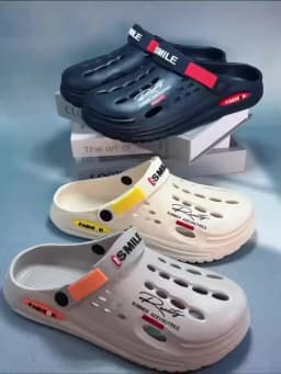 Men's Slippers EVA Hole Mens Mules Non-Slip Slippers thick Soft Platform Slide Fashion Comfortable Men's Sandals Summer Shoes