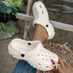 Women Hot Sale EVA Soft Sole Clogs Summer Outdoor Beach Water Shoes Quick Dry Non Slip Casual Men Couple Universal Sandals