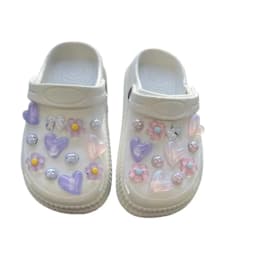 Hot Sale Fashion Sweet Cute Girly Hole Shoe Charms Designer Elegant Vintage Pearl Shoe Jewelry All-match Flower Shoe Accessories