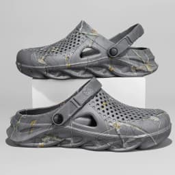 Plus Size 46 47 Summer Sandals for Men and Women Breathable EVA Beach Slippers Men Clogs Men Flip Flops Comfort Men Casual Shoes