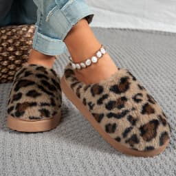 Women's Versatile Casual Flat-Soled Comfortable Warm Indoor and Outdoor Closed-Toe Thick-Soled Slippers for Autumn and Winter