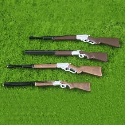 Miniature Items Mini Metal Pistol Guns Model Toys Soldier Scene Props for 1/12 Action Figure Dolls Accessories Dollhouse Decor