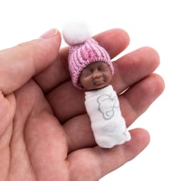 Dollhouse Miniature Simulation Baby Newborn Pvc Ornament Handle Toy Finger Doll Real Clothes Random