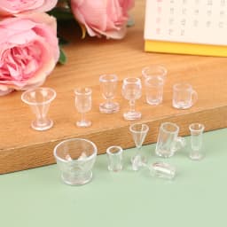 10Pcs Mini Red Wine Cup Simulation Furniture Wine Glass Goblet for Dollhouse Decoration 1:12 Dollhouse Miniature Accessories