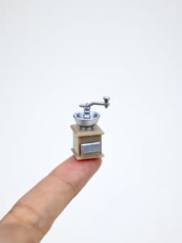 A Miniature Coffee Machine Set Scene Model Ornament, Miniature Coffee Machine, Miniature Coffee Cup, Miniature Tray, 1:12 Dollhouse Dollhouse, Miniature Food Toys, Photography Props, Miniature Landscape Ornaments, Miniatures Decoration, Small Gifts, Giveaways, Home Decor Items