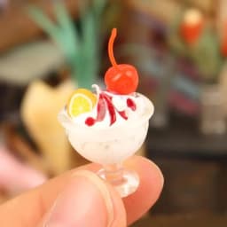 1Pc 1:12 Miniature Cherry Ice Cream Cup Simulation Food Model Dollhouse Decor Ornament Accessory Strawberry Vanilla