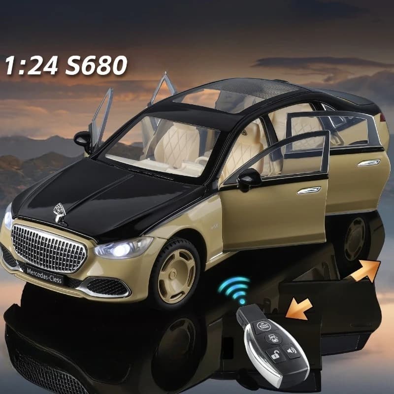 1:24 RC Auto Door S680 Alloy Car Model Sound Light Toy Diecast Alloy Car Model Collectible Gift