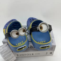 Minions joint parent-child clothing non-slip, lightweight, deodorant, wading outside wearing beach shoes, hole shoes