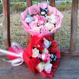 Anime Kuromi My Melody Cinnamoroll Hello Kitty Rose Flower Cartoon Plush Bouquet Valentine's Day Christmas Graduation Gift