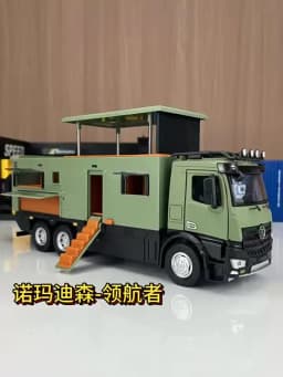 1:18 Off-road RV Diecast Models Alloy Toys Cars Folding Rearview Mirror Doors Opened with Sound Light Vehices Birthday Surprise