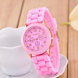 Famous Brand Geneva Ladies Fashion Watch Male and Female Student Silicone Quartz WristWatch Clock Wholesale Relogio Feminino