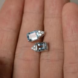 Huitan Simple and Elegant Light Blue Women Earrings Piercing Ear Brilliant Cubic Zirconia Wedding Engagement Statement Jewelry