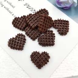 10pcs/lot Food Cabochon Cute Resin Heart-Shaped Biscuit Flat back For Scrapbooking Craft Embellishment Mobile Decoration