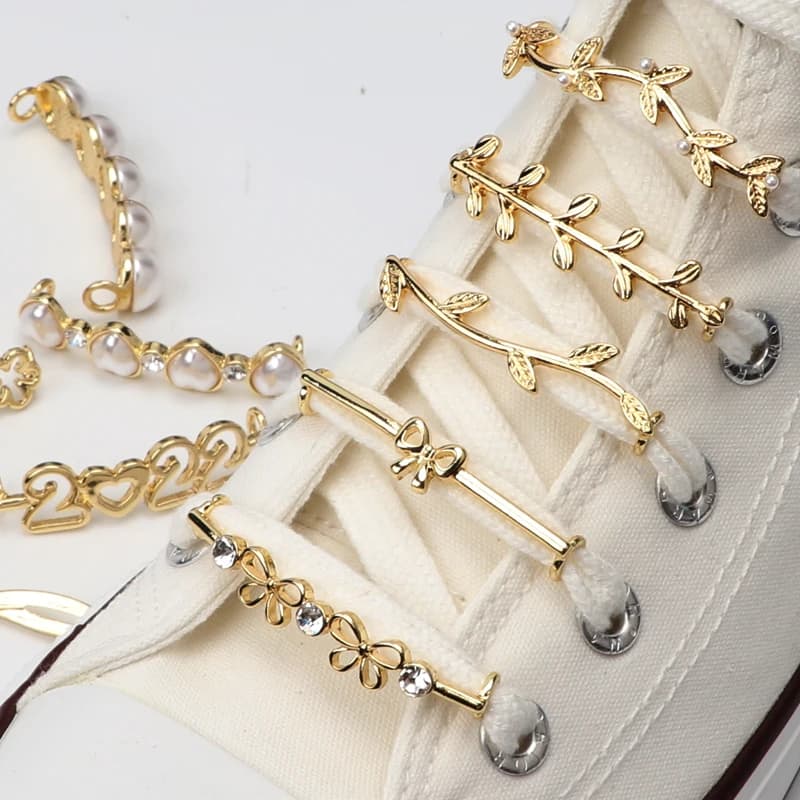 1 Pc Rhinestone Pearl Shoelace Decor Clips, Shiny Decorative Buckle Charms, DIY Shoe Accessories for Women Girls Sneakers