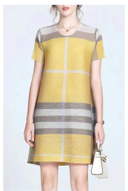 Miyake Pleated French Mini Dress for Women, High-end, Western-style, Loose, Age-reducing Print, Striped, New Clothing, 2022