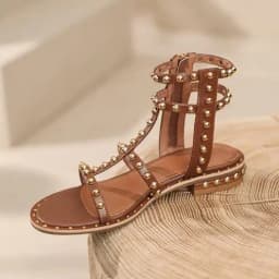 Retro Style Girls Brown Rivet Studded Roman Flat Summer Sandals Women Zipper Side Hollow Open Toe Slingback Beach Casual Shoes