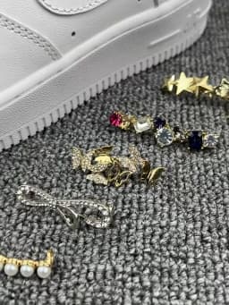 Sneakers Shoelaces Decoration Metal Shoelace Buckle Pearl Shoes Charm Accessories Shiny Rhinestones Women Shoe laces Decorative