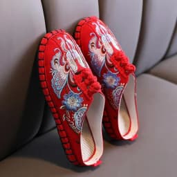 Flat Heeled Embroidered Casual Slippers for Women Cotton Fabric Ethnic Slides Ladies Closed Toe Retro Mules Outdoor Summer Shoes