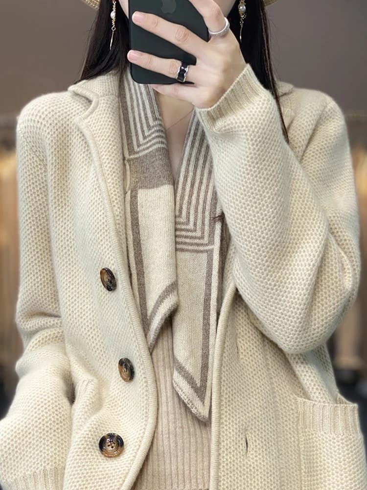 Autumn winter new thickened 100% pure wool cardigan women stand neck sweater sweater loose knit base sweater jacket
