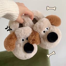 Size36-45 Hug Dog Slippers Girls Fluffy Warm Slide Slipper Female Cuddle Animal Flat Shoes 2022 Ins Hot Thick Furry Slippers
