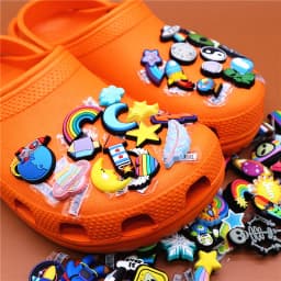 Original Space Alien Designer Shoe Charms 5pcs/lot Shoe Buckle Accessories Luxury Rainbow Sun Clog Dog Upper Jewelry Decorations
