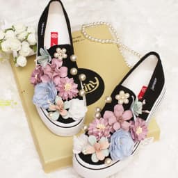 Spring/Autumn New Women Black and White Hand-Made Creative Floral Casual Canvas Shoes Trendy Fashionable Couple Footwear