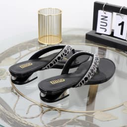 flip-flops 2025 summer wear clip toe low heel rhinestone women's slippers fashion Flat-bottomed plus size Joker women's shoes