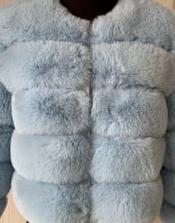 Women's Faux Fur Hooded Coat Winter Warm Fashion Hooded Fur Jacket Imitation Fox Fur Fluffy Coat Women's Clothing