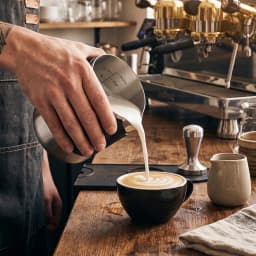 Leeseph Milk Frothing Pitcher Latte Cup,Frothing Cup with Anti-Scald Black Silicone Sleeve Cappuccino Milk Froth,Stainless Steel