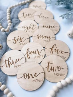 Baby Milestone Cards, Wooden Milestone Signs, Baby Shower Gift, Newborn Photo Props, Baby Monthly Milestone Markers