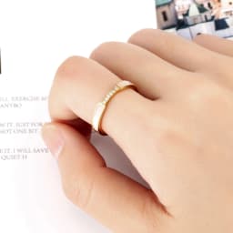 Exquisite Shells And Inlaid 6 Small Zircon Ring Stainless Steel High Quality Jewelry Gold Color Women Brand Love Ring Wholesale
