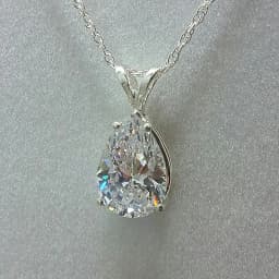 Huitan Simple Design Silver Color Necklace for Women with Single Crystal Pear CZ Stone High Quality Timeless Style Jewelry Hot
