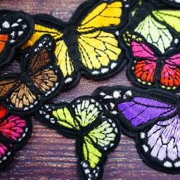 Color Butterfly Purple Pink Yellow DIY Patches Embroidery For T-Shirt Iron On Appliques Clothes Jeans Stickers Badges Parche