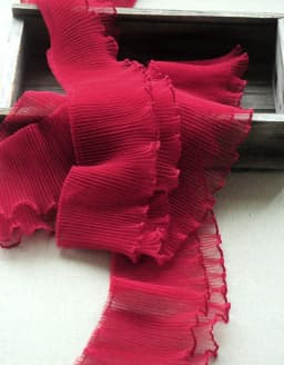 2M 10CM Wide Exquisite Red Pink Lace Ribbon fabric Elastic Ruffle Trim Collar Sewing Clothing Skirt Headwear Guipure Decoration