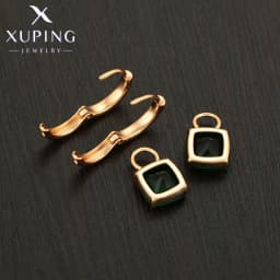 Xuping Jewelry Fashion Hot Sale Square Stone Hoop Earring with Gold Color for Women Party Gift S00145499