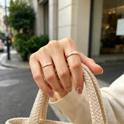 E.B.belle New Stainless Steel Tarnish Free Jewelry Natural Shell Ring Thin Small Size White Rings For Woman Ladies Elegant Ring
