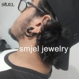 Punk Acrylic Black Bull Horn Shape Earrings for Women Men Personality Snail Studs Tribal Spiral Earing Piercings Hip-Hop Jewelry