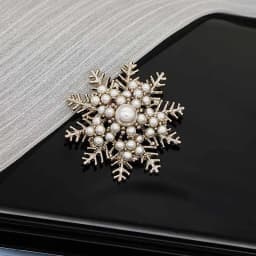 British Vintage Baroque Brand Design Brooch Pins Rhinestone Pearl Flower Brooch Coat Cuff Accessories for Women