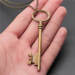 2 Colors Antique Silver Color Antique Bronze Color Vintage Key Pendant Necklace For Women Long Chain Metal Chain Necklace