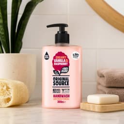 Original Source Hand Wash Vanilla & Raspberry 300ML, Moisturising Liquid Soap for Home and Office