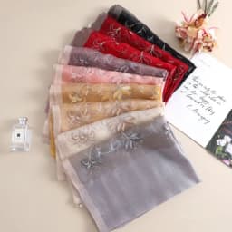 Rushed 2024 Silk Women Scarf Warm Wool Shawls Lady Wraps Bufanda Floral Pashmina Embroidery Scarves Foulard Wholesale Hijab