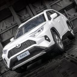 1:24 Toyota RAV4 alloy car model doors and engine hood, trunk can be opened suitable for collection and can be given as a gift
