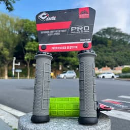 ODI MTB Bicycle Grip Lock 22.2mm Rubber Handlebar Grips Soft Antislip End Fit Fold BMX XC Balance Bicycle grip Bike Accessories