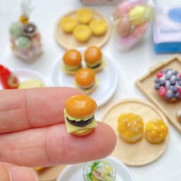 1:12 Miniature Hamburger Mini Fruit Salad Pretend Food for Blyth OB11 BJD Doll House Kitchen Play Toys Accessories